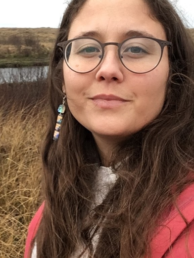 Dr L.M. De Vos (Laura)