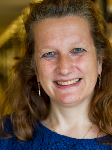 drs. H.M. Schoutsen (Monique)