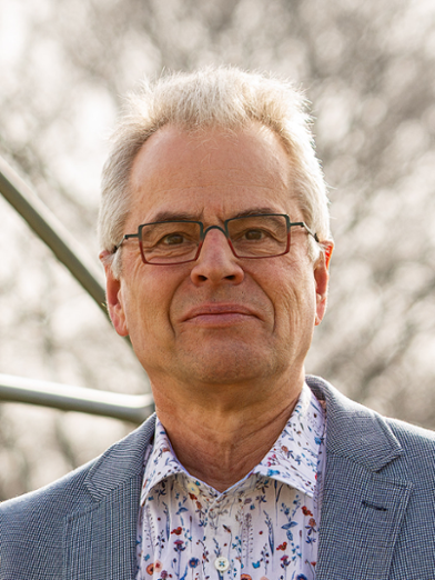 Prof. J.C.J.M. de Kroon (Hans)