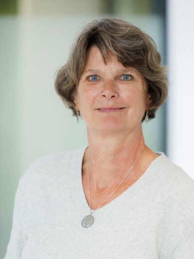 prof. dr. C.W. Anbeek (Christa)