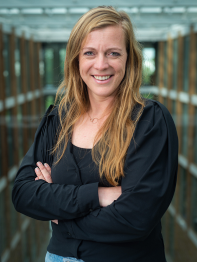 Dr Y.H.M. van den Berg (Yvonne)