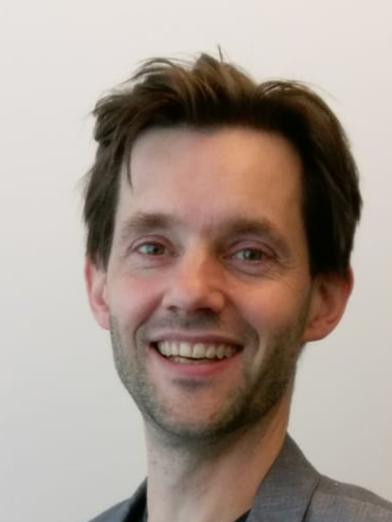Prof. D. Hiemstra (Djoerd)