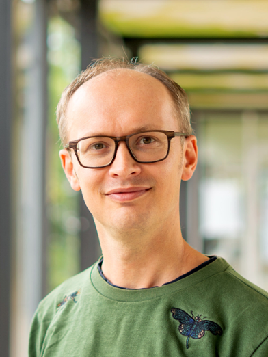Dr M. Dingemanse (Mark)
