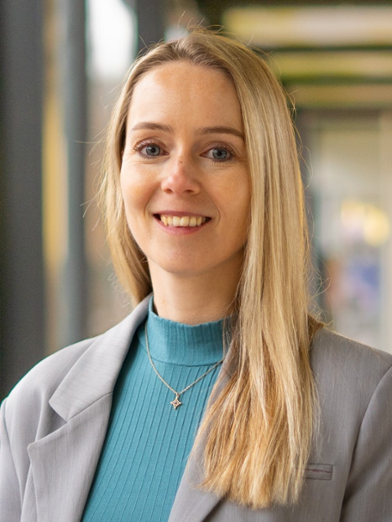 Dr A.J.P. Verheijen (Lieke)