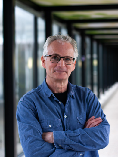 Prof. M.D. Davidson (Marc)