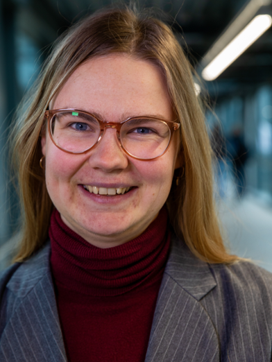 E.H. Langeveld (Eeva) MA