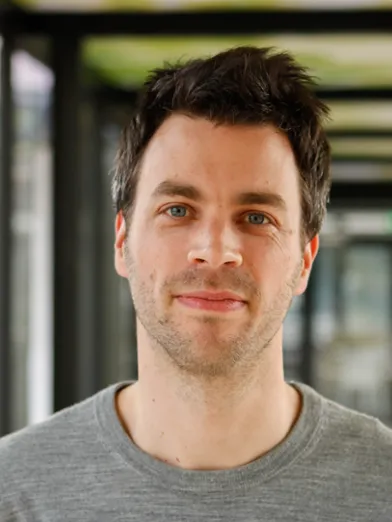 Portretfoto Jon Verriet