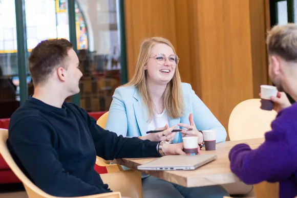 HR-medewerkers in gesprek