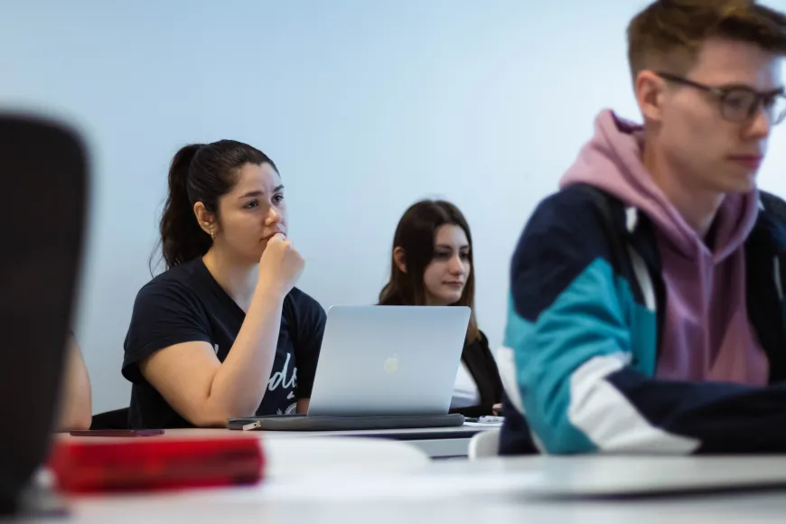 studenten in een collegezaal