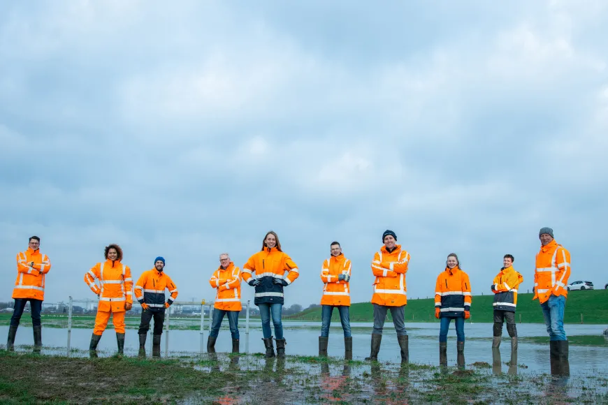 Groepsfoto InfraHydrem overslagproeven Future Dikes