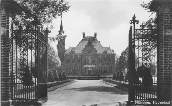 Huize Heyendael archieffoto vanaf Sint Anna