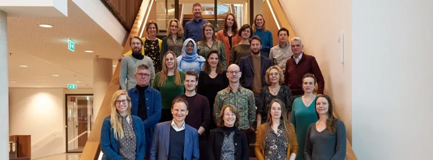 Groepsfoto van de medewerkers van Culturele Antropologie en Ontwikkelingsstudies