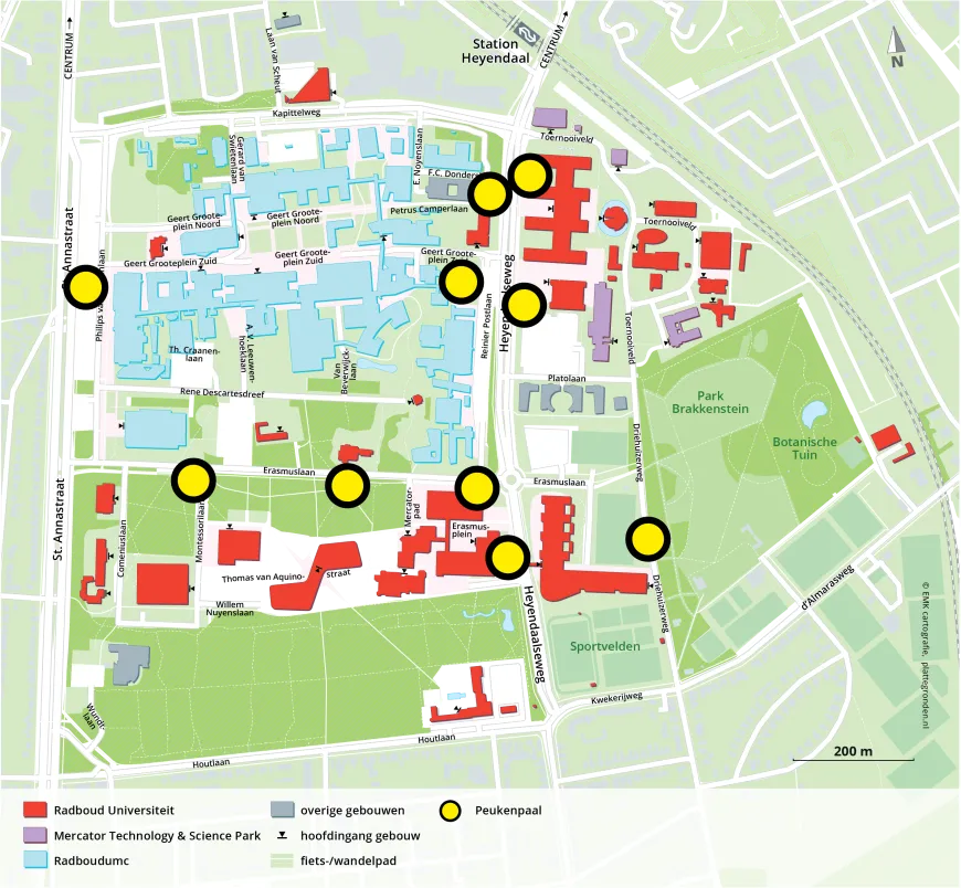 Locaties van peukenpalen op de campus
