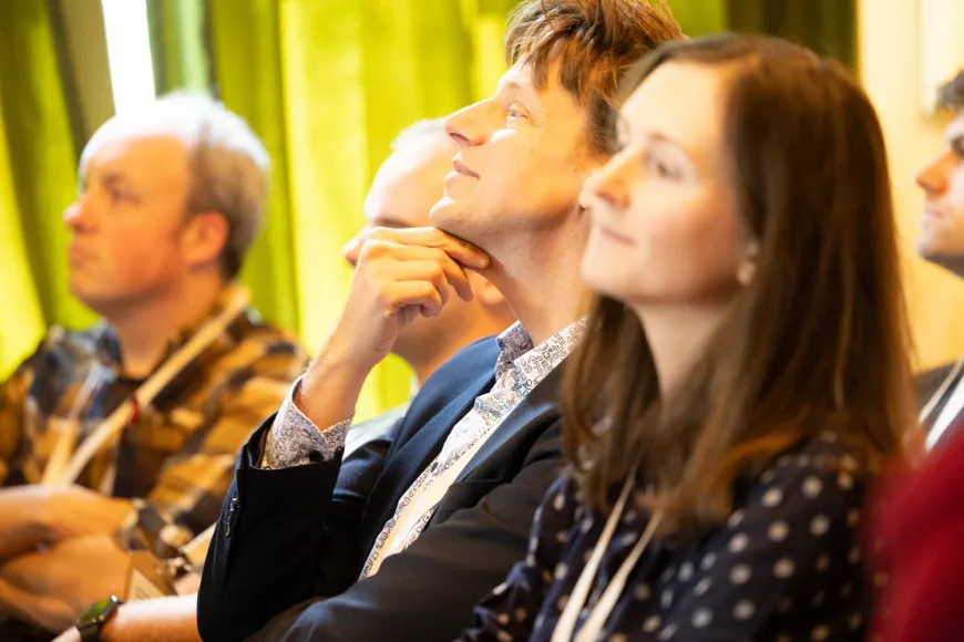Universitair docent Bernard van Gastel, en Joep Bos-Coenraad, projectleider van het PEP-team