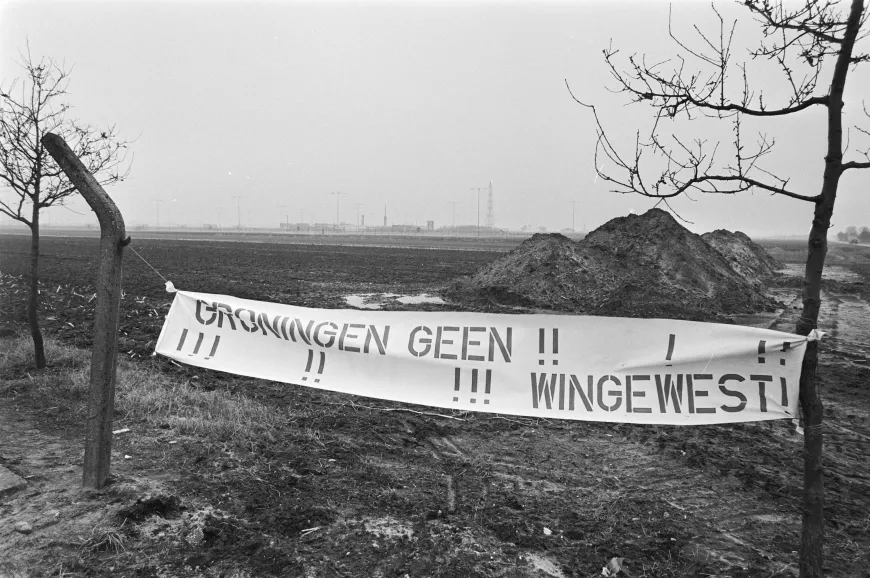 Spandoek bij het gaswinveld Slochteren op; 15-3-1980. Bron: NA/Anefo