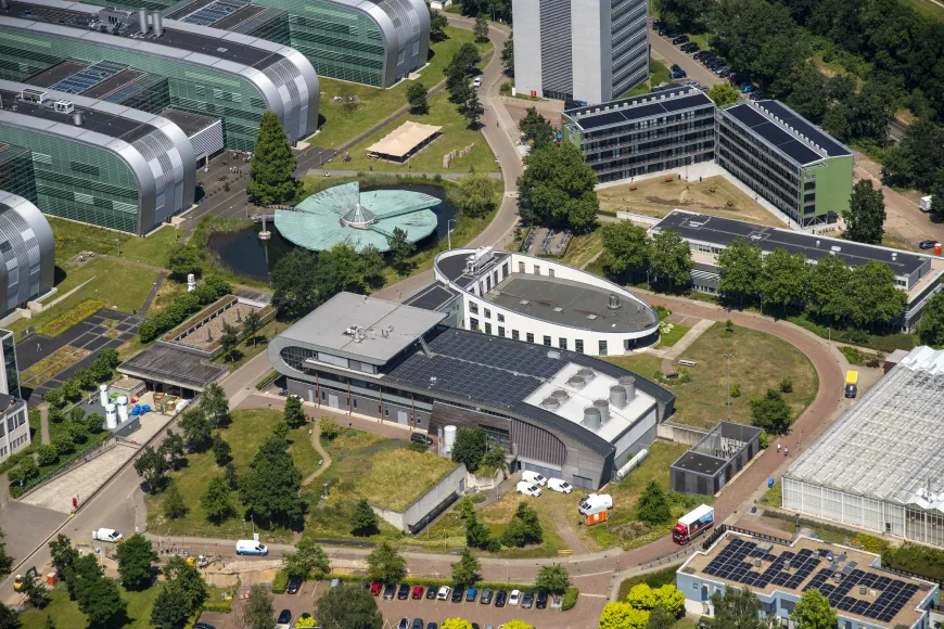 Zonnepanelen op campusgebouwen