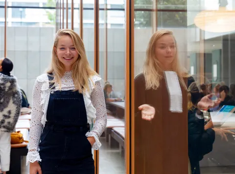 Afbeelding van student Rechtsgeleerdheid in het Grotiusgebouw
