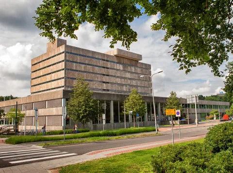 De Centrale Bibliotheek, het hoofdgebouw van de Universiteitsbibliotheek