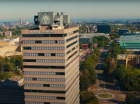 Droneshot Radboud Universiteit campus