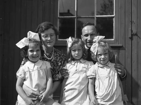 The family Oestreicher