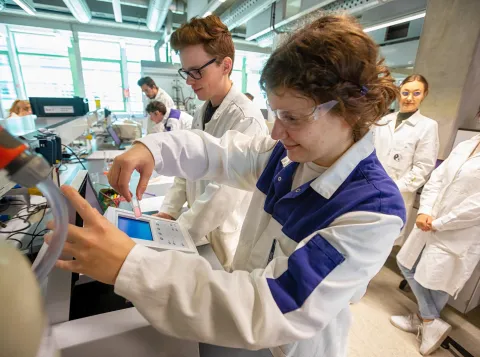 Chemistry students in lab
