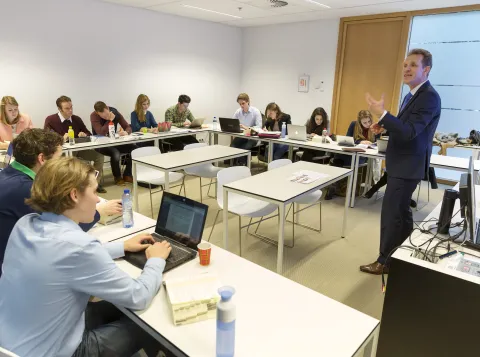 Lessituatie op de Radboud Universiteit