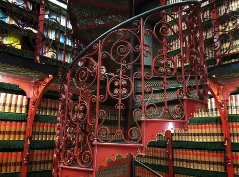 de Handelingenkamer in het gebouw van de Tweede Kamer aan het Binnenhof