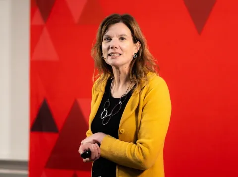 Karin Roelofs - Foto Ramon Tjan