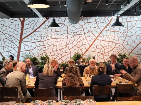 Delegatie in gesprek over opbrengsten