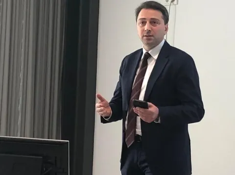 dhr. Muammer Hakan Cengiz
