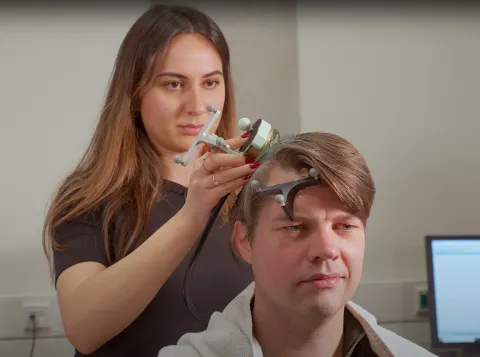 FUS brain stimulation