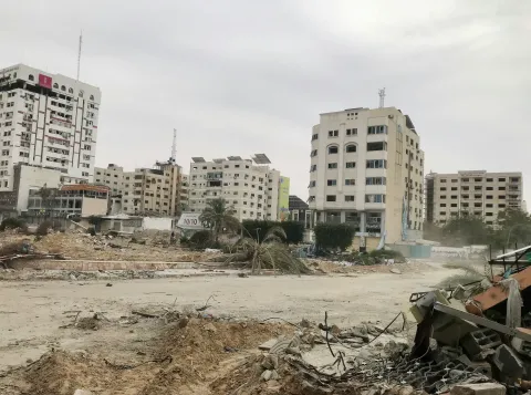 Straat in Gaza na bombardement