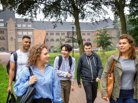 'Let international students apply for their own work permit'