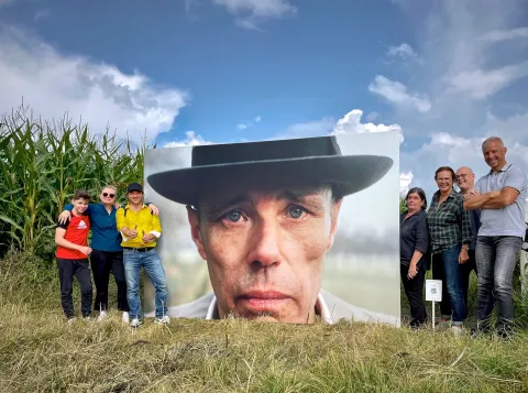 Kunst in de natuur stelt klimaatverandering aan de kaak