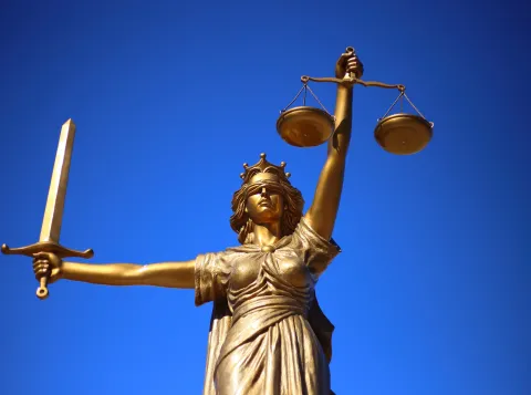 Vrouwelijke rechters in de meerderheid: geslaagde emancipatie?