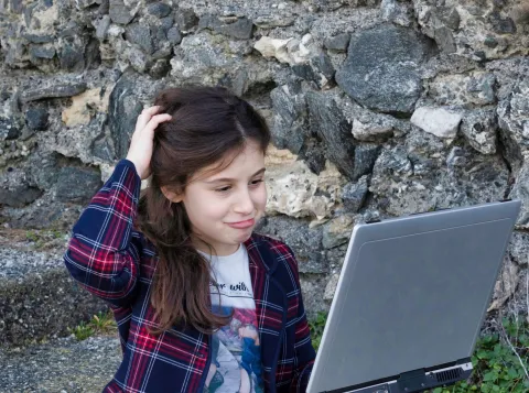 Can a child learn three languages at once?