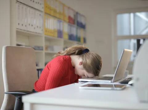 Waarom je moet stoppen met koffie halen voor je collega's