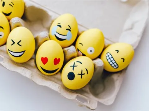 ‘Met emoji kom je dichter bij een face-to-facegesprek’