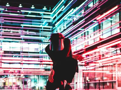 Socrates in the computer: a smart AI that asks questions