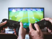 Jongeren die gamen met vrienden bouwen sterkere banden op