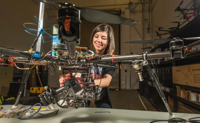 Researcher builds robot