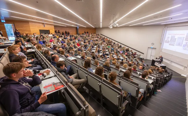 Een collegezaal tijdens de Bachelor Open Dag 2021