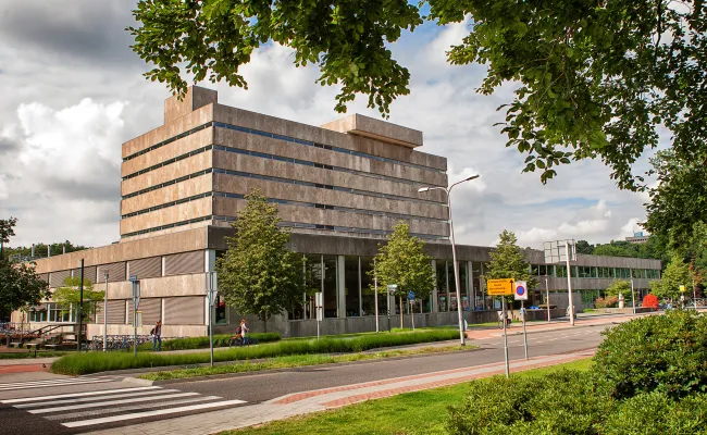 De Centrale Bibliotheek, het hoofdgebouw van de Universiteitsbibliotheek