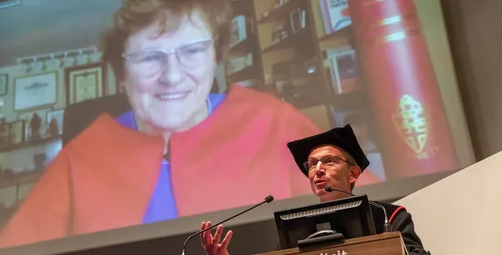 Katalin Karikó receives Honorary Doctorate from Floris Rutjes