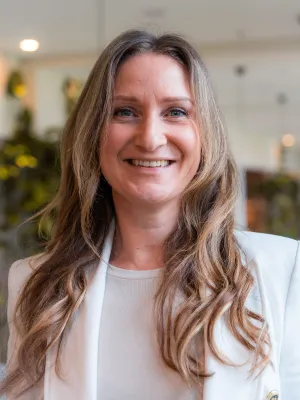 Portret van Sabine Saat-Vernooij