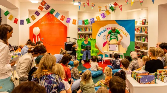 Reading aloud at Kletskoppen Festival 