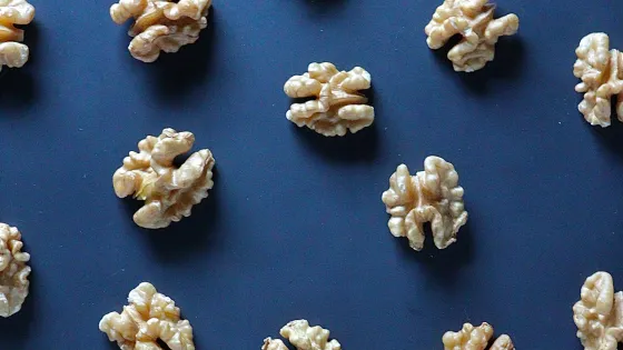 Brain or walnut Priyanka Singh via Unsplash