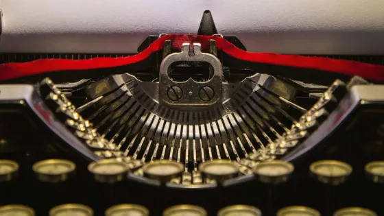 Uiterst Vertrouwelijk: ouderwetse typmachine voor cryptografische doeleinden