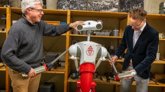 Radboud-robot (en ander erfgoed) veiliggesteld in nieuw depot